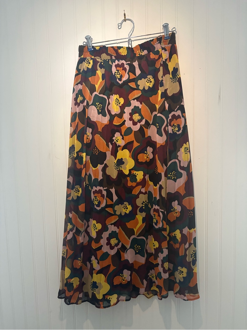 TU Woman size 20 Floral Midi Skirt in Multi-Color excellent condition